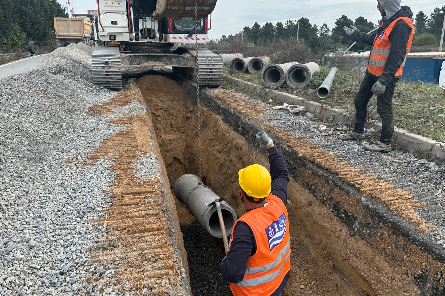 İSU, Çayırova Şekerpınar’da yeni altyapı hatları yapıyor