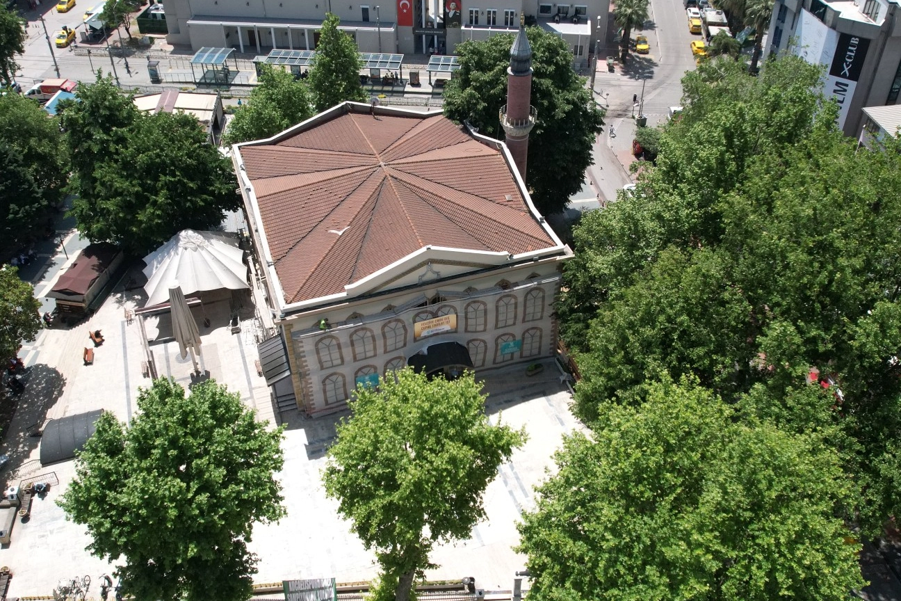 Kocaeli Büyükşehir, Fevziye Camii’nin dış cephesini yeniledi