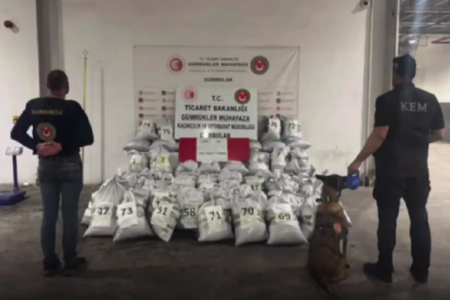 Ticaret'ten rekor uyuşturucu operasyonu! Kömüre emdirilmiş tonlarca uyuşturucu!
