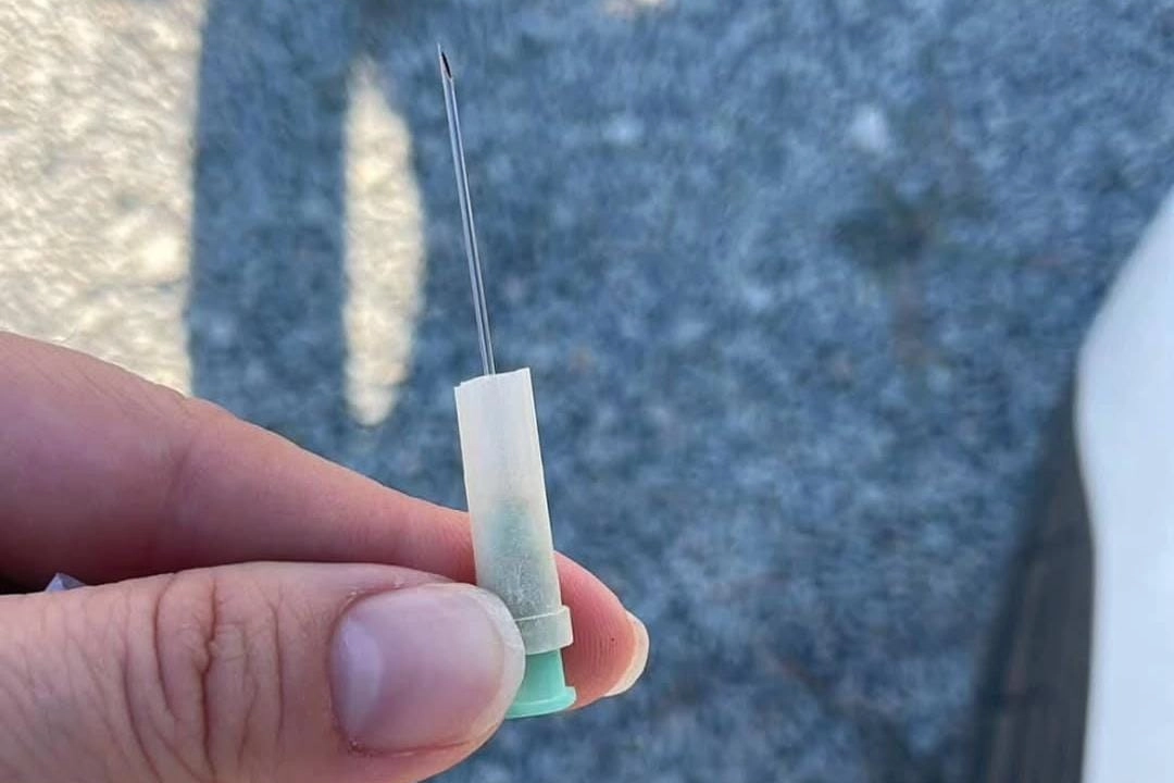 Yayla sahilinde enjeksiyon iğnesi tehlikesi!